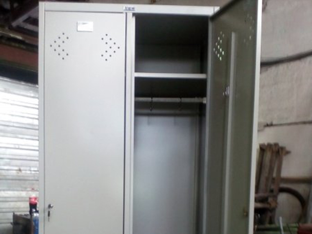 Шкаф для раздевалок «Практик LS(LE) 21-80»